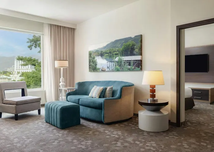 Courtyard By Marriott Kingston, Jamaica